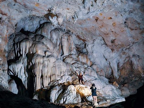 Sagada Blue Mountain Cabins: Balangagan Cave Room .